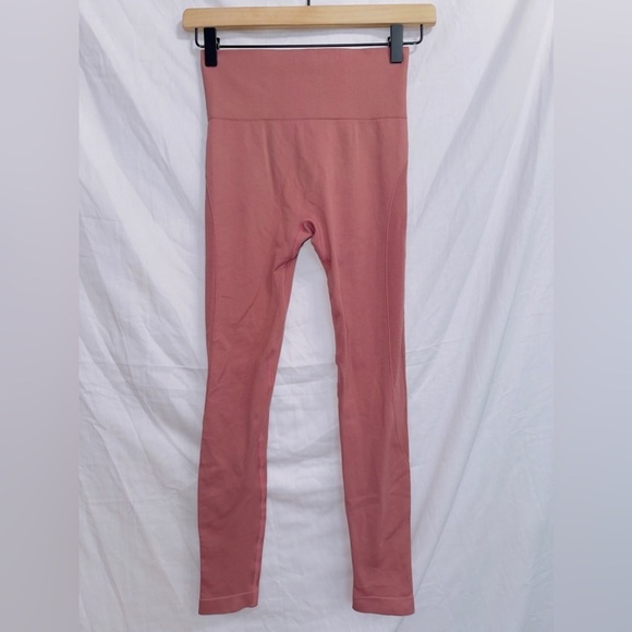 Amazon Branded Pink High Waisted Ribbed Ankle Length Athletic Leggings size XS - Picture 1 of 5